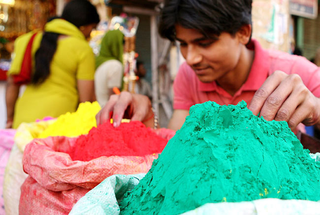 होली में रंगों से सराबोर हुआ हिंदुस्‍तान | पूनम की होली