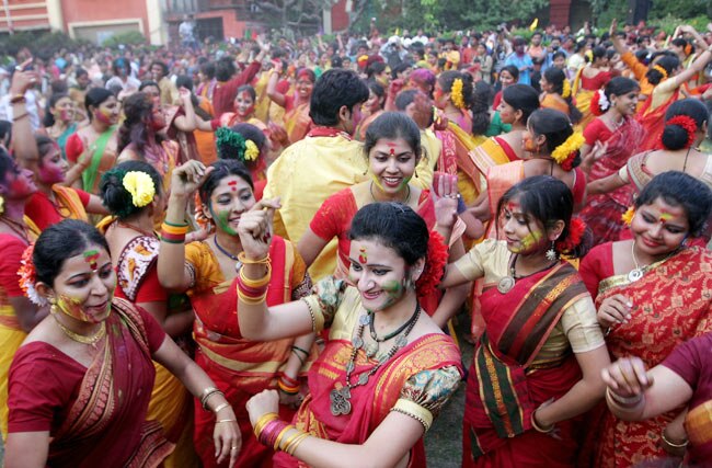 होली में रंगों से सराबोर हुआ हिंदुस्‍तान | पूनम की होली