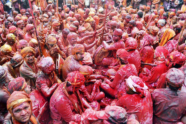 होली में रंगों से सराबोर हुआ हिंदुस्‍तान | पूनम की होली