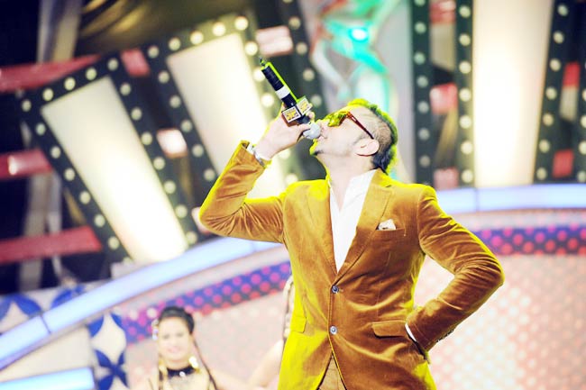 पीटीसी अवार्ड्स में बॉलीवुड सितारे | बोल्‍ड बालाएं