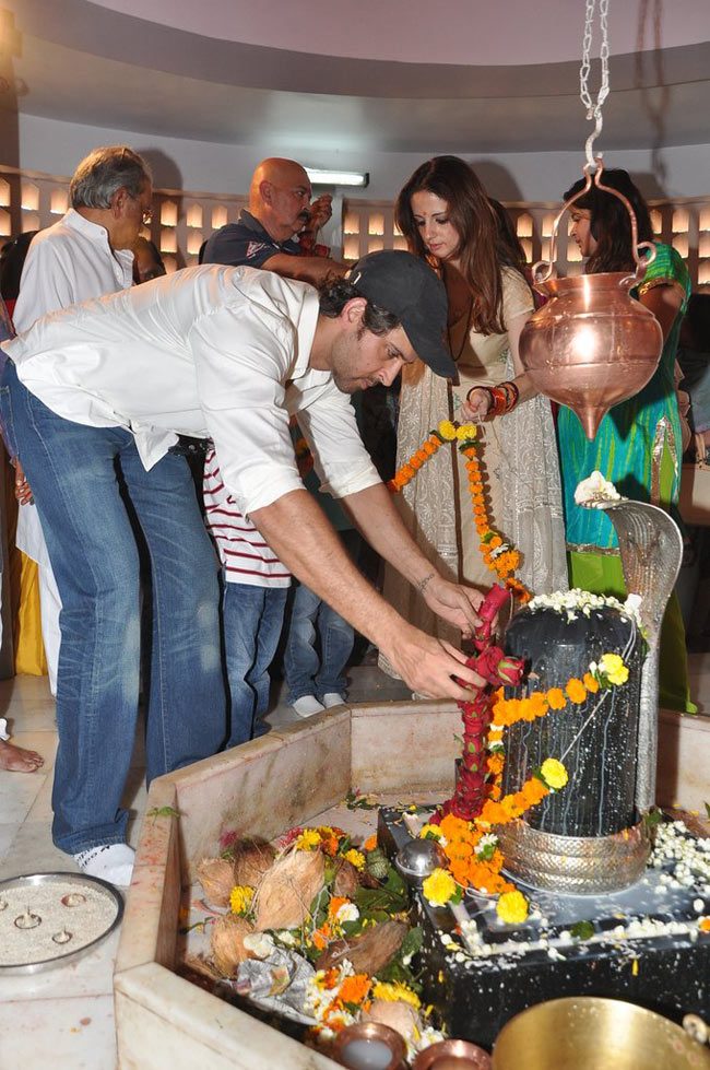 रितिक ने परिवार संग मनाई शिवरात्रि | शानदार रितिक