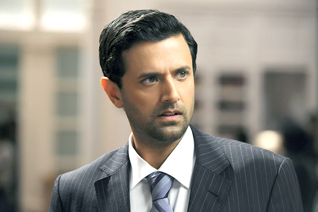 'आई लव न्‍यू ईयर' में कंगना का ग्‍लैमरस अवतार | बोल्‍ड बालाएं