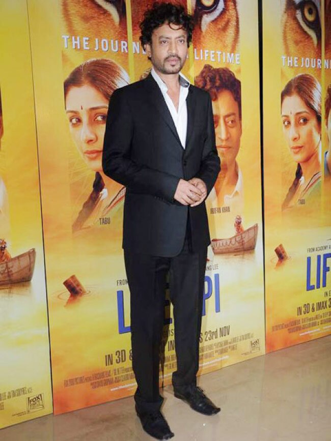 बॉलीवुड दे रहा है हॉलीवुड में दस्‍तक | ग्लैमर का तड़का