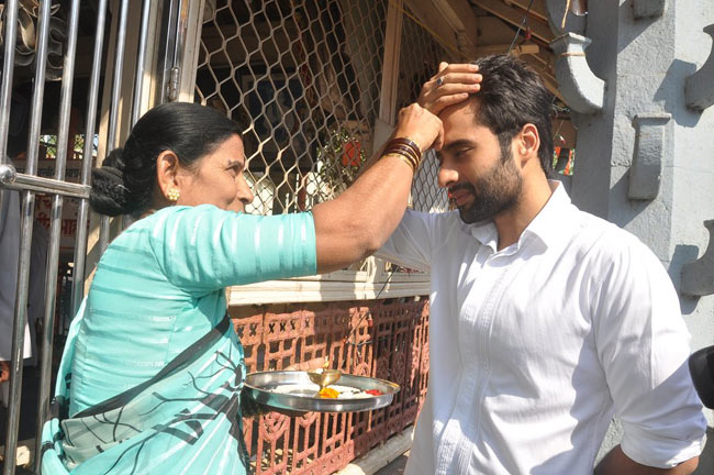 रितिक ने परिवार संग मनाई शिवरात्रि | शानदार रितिक