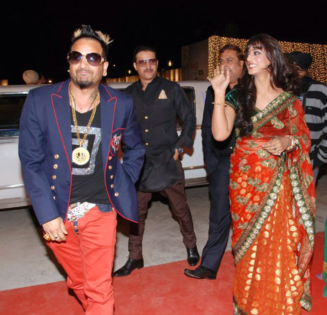 पीटीसी अवार्ड्स में बॉलीवुड सितारे | बोल्‍ड बालाएं