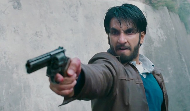 सोनाक्षी-रणवीर की लुटेरा का फर्स्‍ट लुक | सोहणी सोनाक्षी