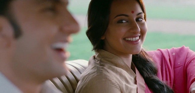 सोनाक्षी-रणवीर की लुटेरा का फर्स्‍ट लुक | सोहणी सोनाक्षी