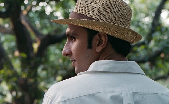 सोनाक्षी-रणवीर की लुटेरा का फर्स्‍ट लुक | सोहणी सोनाक्षी