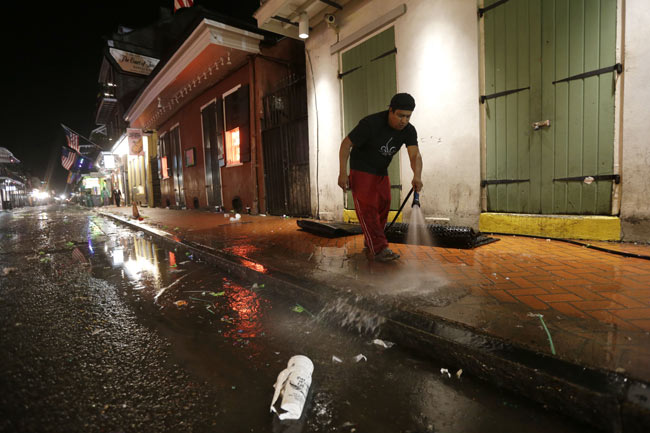 गे-लेसबियन का रंगारंग उत्‍सव... | न्यूड से परहेज नहीं