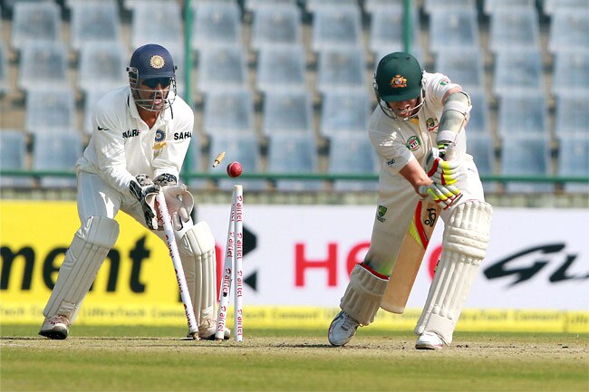 दिल्ली टेस्ट Day-2: लियोन के 'पंजे' से भारत लड़खड़ाया