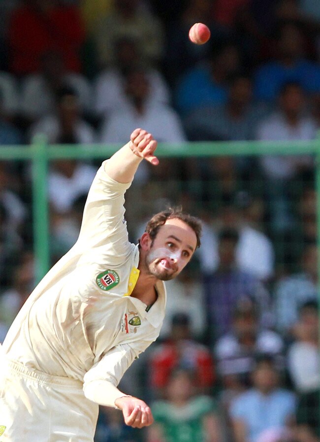 दिल्ली टेस्ट Day-2: लियोन के 'पंजे' से भारत लड़खड़ाया