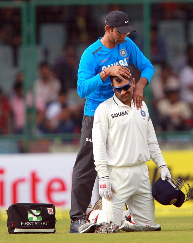 दिल्ली टेस्ट Day-2: लियोन के 'पंजे' से भारत लड़खड़ाया