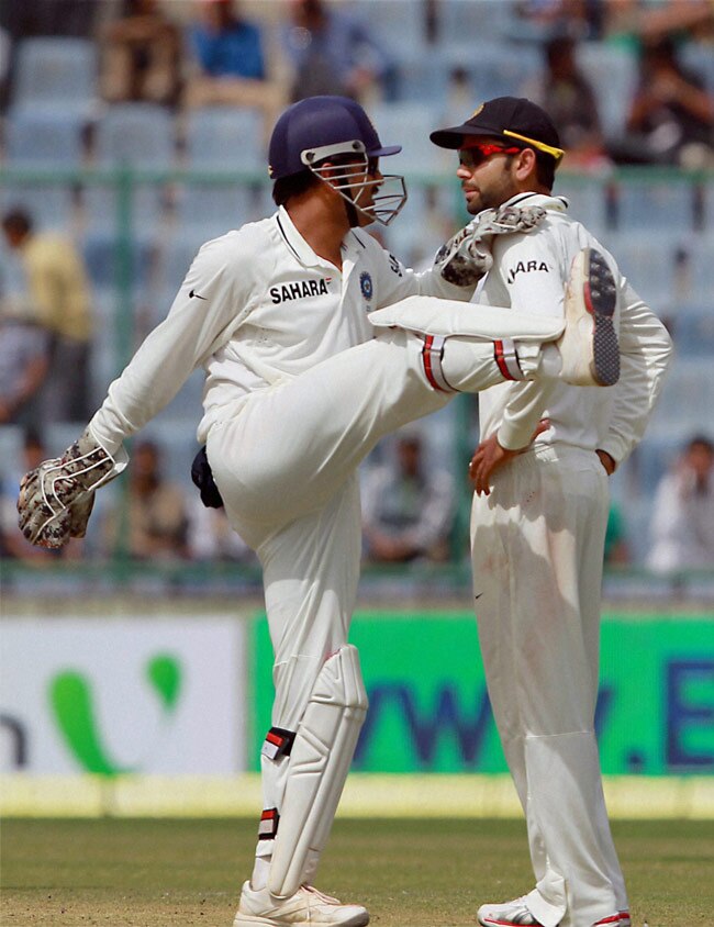 Delhi Test Day-1: भारतीय गेंदबाजों के नाम रहा दिन
