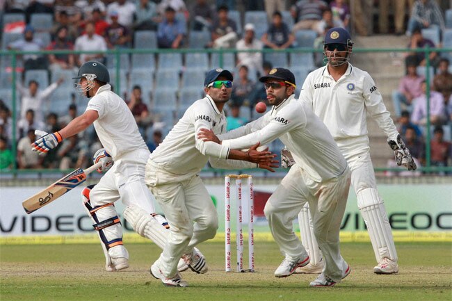 Delhi Test Day-1: भारतीय गेंदबाजों के नाम रहा दिन