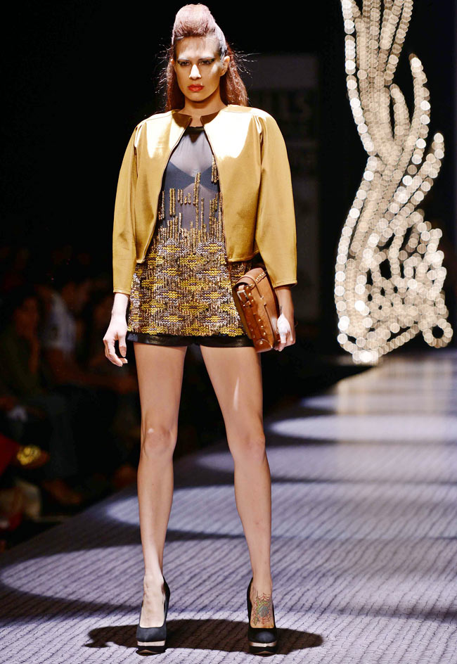 देखें विल्स फैशन वीक का पहला दिन