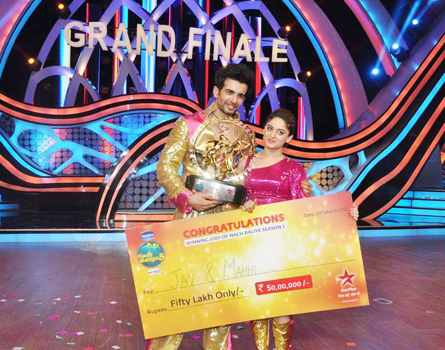 नच बलिए 5 के विजेता जय-माही की खुशी | डांस की टक्कर