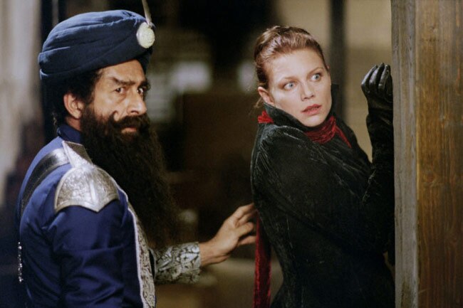 बॉलीवुड दे रहा है हॉलीवुड में दस्‍तक | ग्लैमर का तड़का