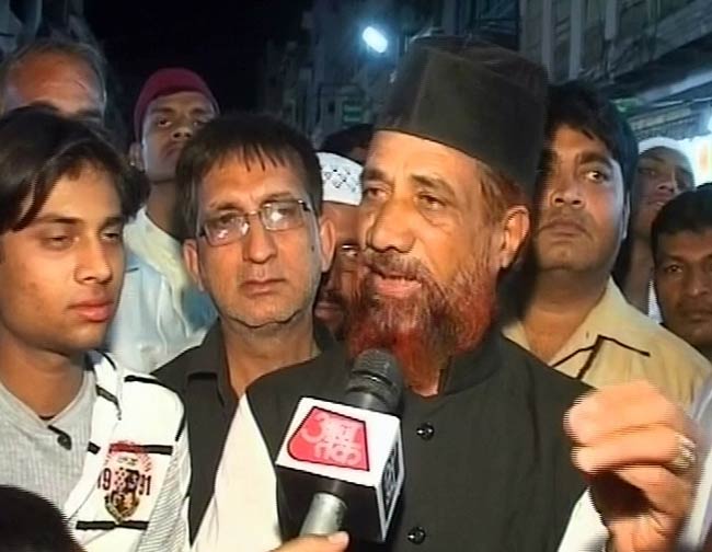 तस्वीरें: पाकिस्तानी PM के आगमन का विरोध | देश में उबाल