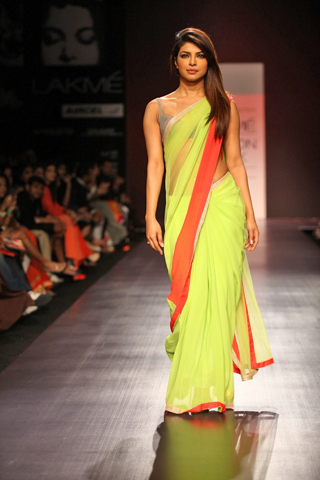 LFW: मनीष मल्होत्रा का भारतीय सिनेमा को सलाम