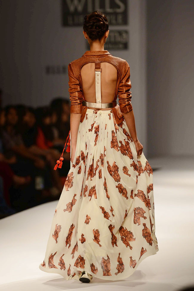 वि‍ल्‍स इंडि‍या फैशन वीक: दूसरे दिन के जलवे...