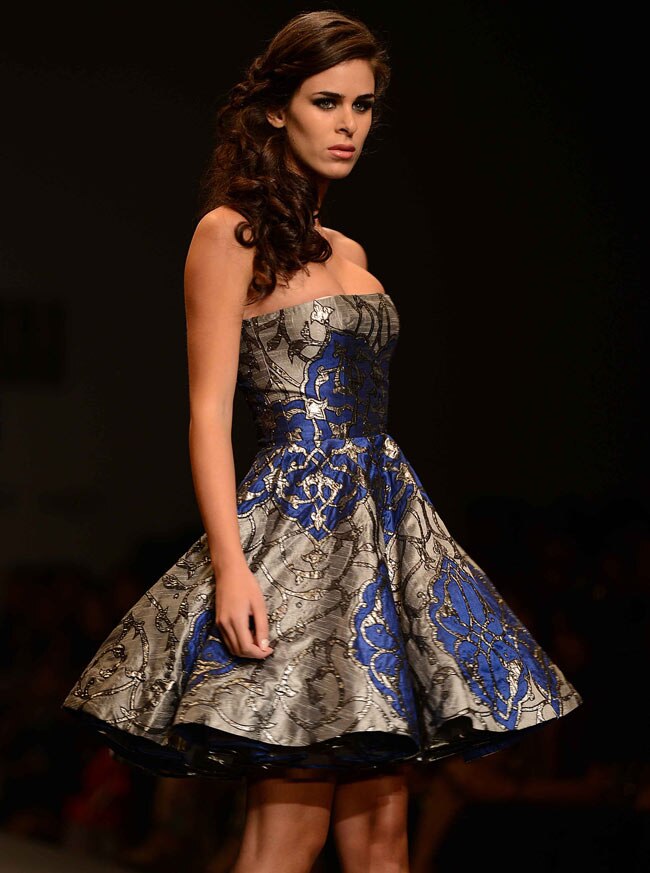 देखें विल्स फैशन वीक का पहला दिन