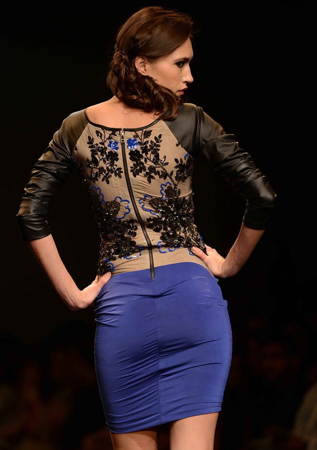 देखें विल्स फैशन वीक का पहला दिन