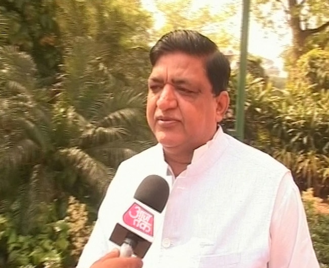 संजय को माफी पर किसने क्‍या कहा...