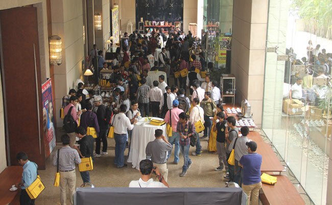 चेतन भगत की 3 गलतियां, 3 सफलताएं