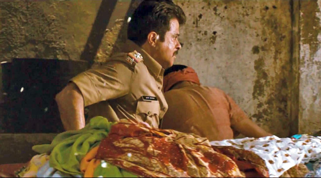 'शूटआउट एट वडाला' का फर्स्ट लुक | प्रियंका का आइटम