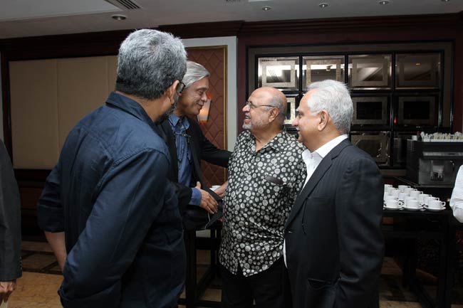 ...जब बिग बी मिले स्‍टीवन स्पिलबर्ग से | यादें हुईं ताजा