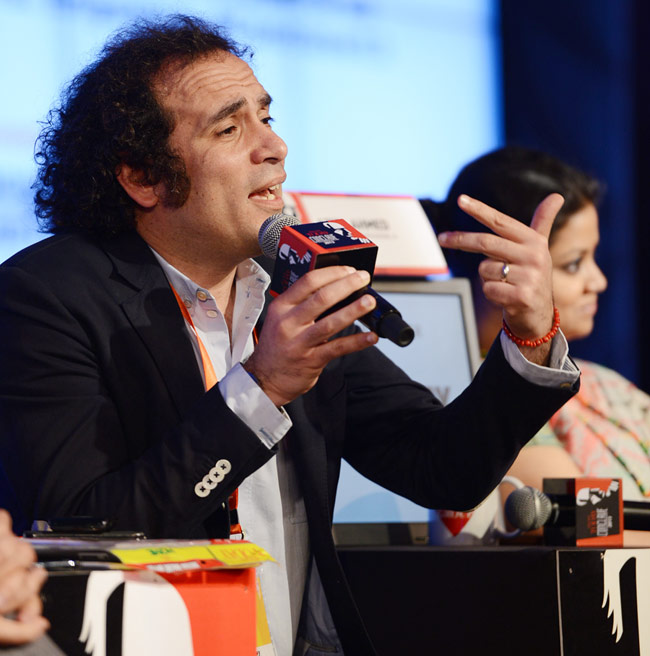 क्या सोशल मीडिया जनता की आवाज है?