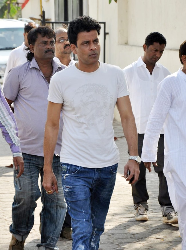 सोनू निगम की मां का हुआ अंतिम संस्‍कार