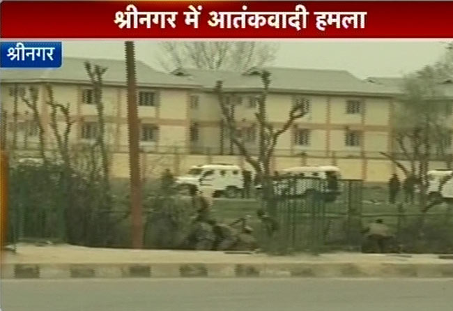 श्रीनगर में आतंकी हमले की तस्‍वीरें