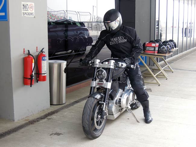 BIC पर टीम इंडिया ने मनाया जीत का जश्‍न