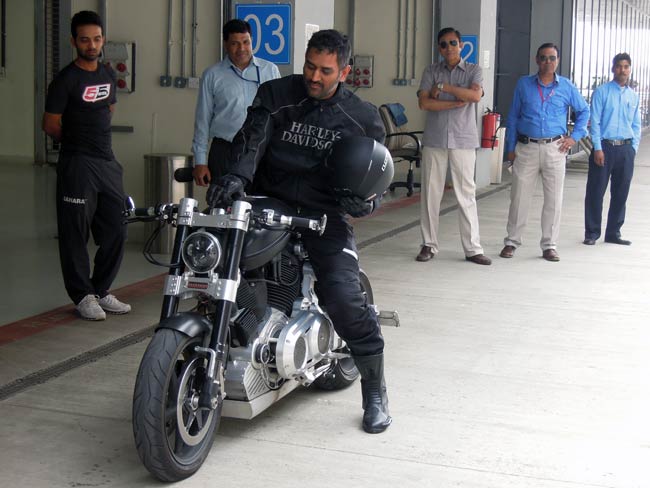 BIC पर टीम इंडिया ने मनाया जीत का जश्‍न