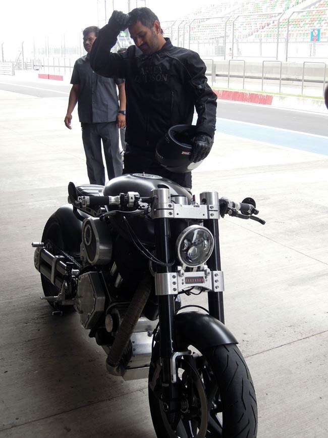 BIC पर टीम इंडिया ने मनाया जीत का जश्‍न