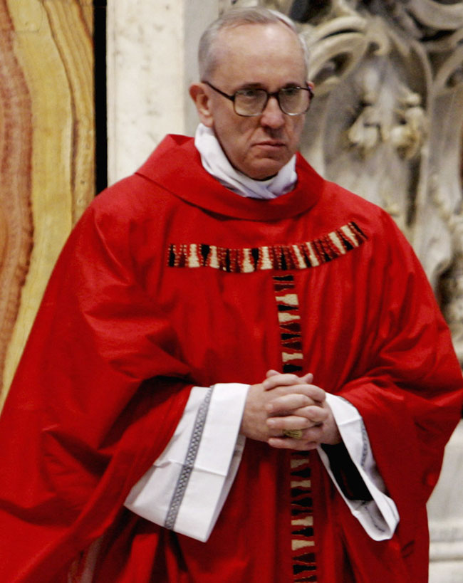 अर्जेंटीना के जॉर्ज मारियो बर्गोग्लियो बने पोप