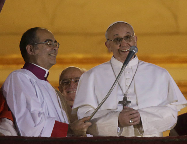 अर्जेंटीना के जॉर्ज मारियो बर्गोग्लियो बने पोप