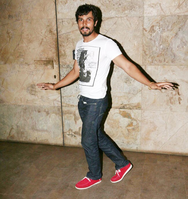 'बॉम्बे टॉकीज' की स्क्रीनिंग पर सितारों की चमक