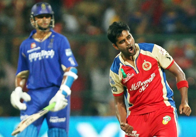 एकतरफा मुकाबले में बैंगलोर ने राजस्‍थान को हराया