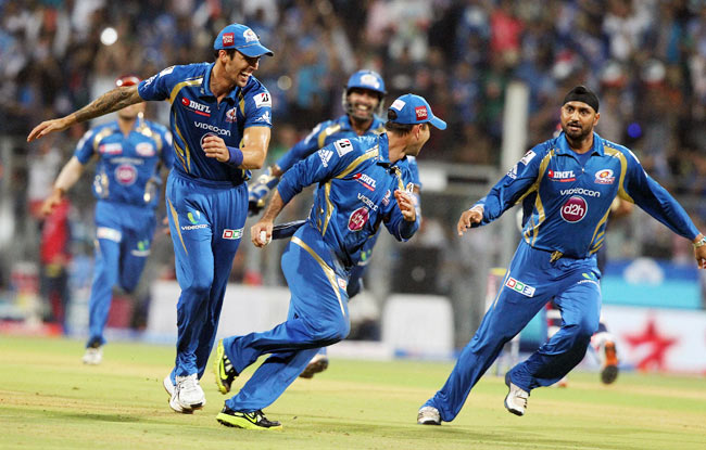 कार्तिक, रोहित के तूफान में उड़ी दिल्‍ली