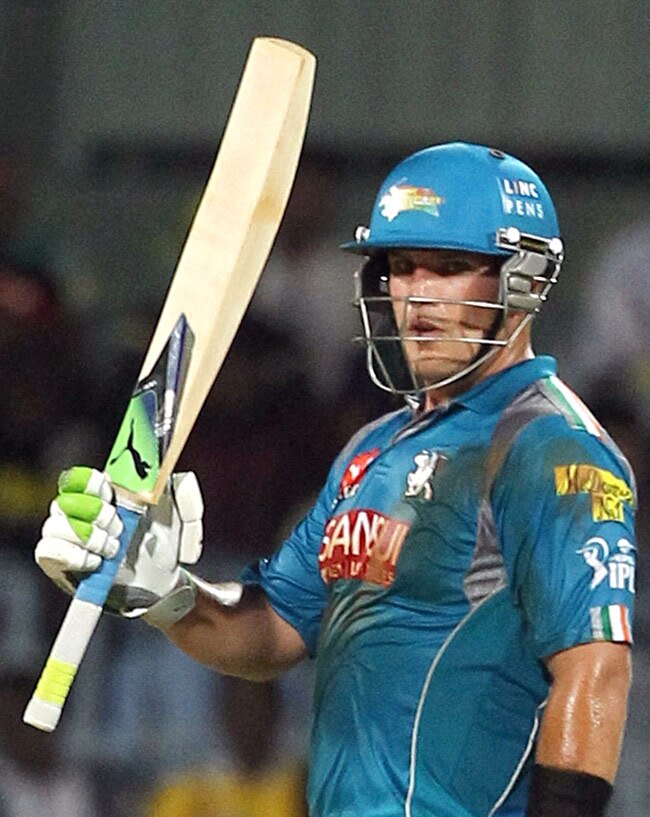 T-20 लीगः पुणे के 'वार' से चित हुआ चेन्नई