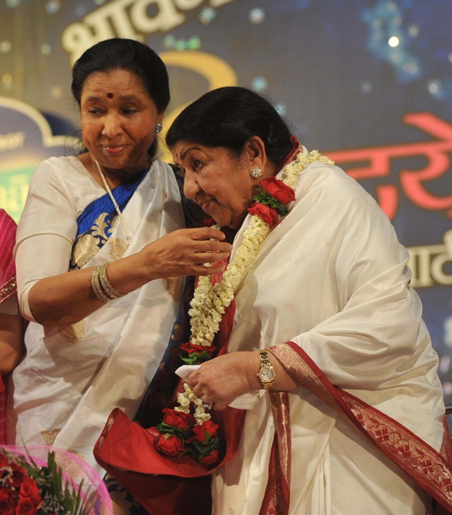 आशा भोसले को मिला हृदयनाथ मंगेशकर अवॉर्ड | बेमिसाल लता