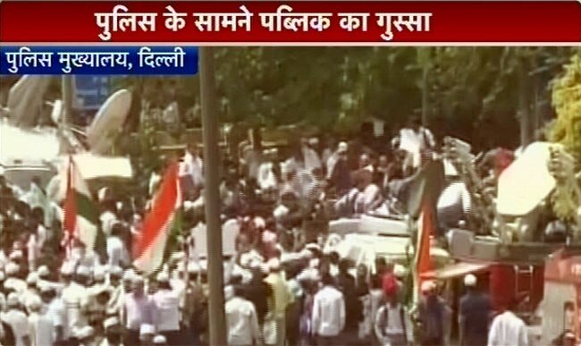 'गुड़िया' से दरिंदगी पर फूटा लोगों का गुस्‍सा...