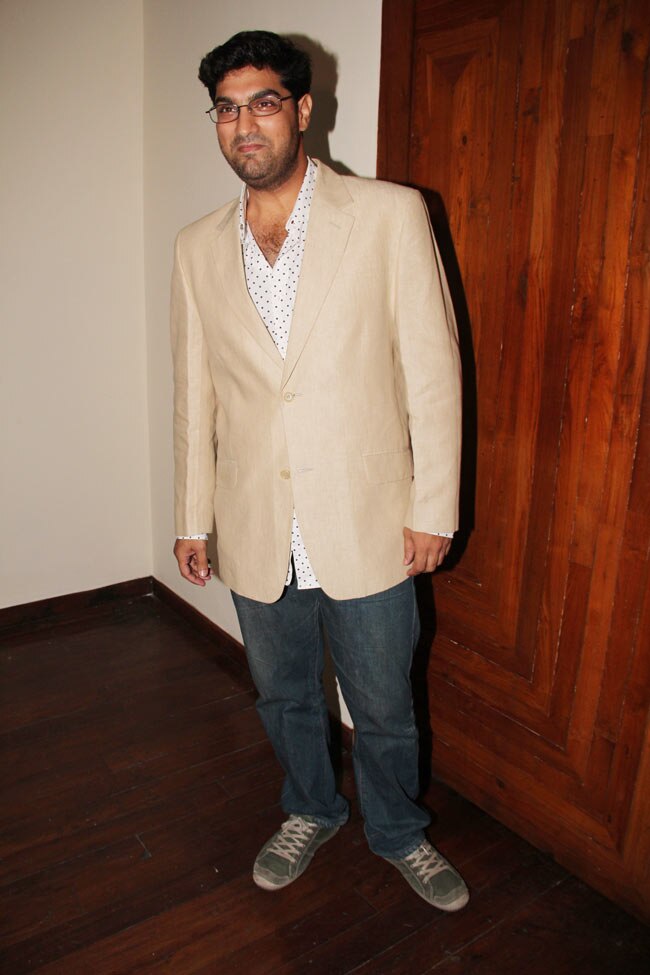 आयुष्‍मान खुराना का लाइव परफॉर्मेंस | 'नौटंकी साला' का फर्स्‍ट लुक