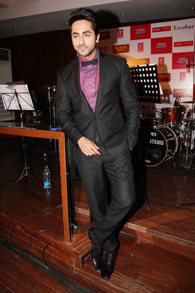 आयुष्‍मान खुराना का लाइव परफॉर्मेंस | 'नौटंकी साला' का फर्स्‍ट लुक