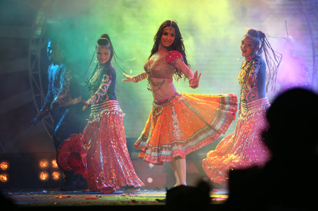 सितारों से झिलमिल रहा प्रेरणा अवॉर्ड समारोह | बॉलीवुड 2013