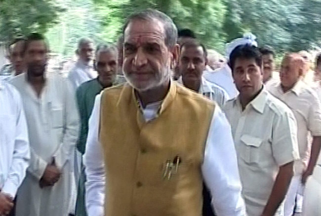 सज्‍जन कुमार के खिलाफ सिखों का विरोध-प्रदर्शन | पूरा मामला