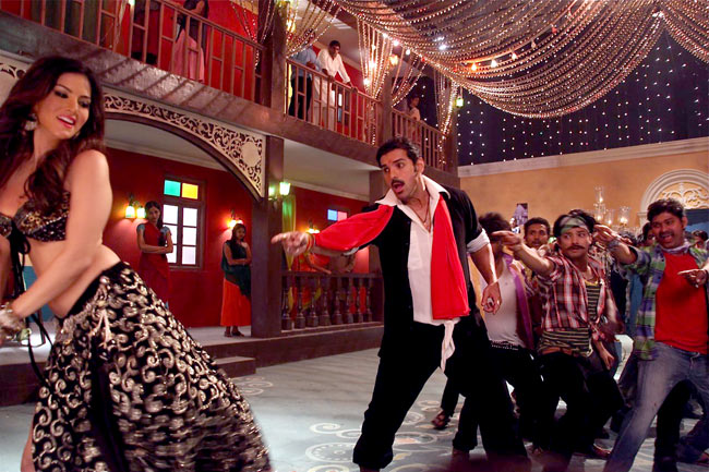 सनी लियोन का आइटम नंबर 'लैला तेरी...' | हॉट सनी