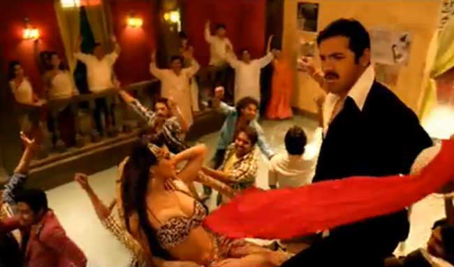 सनी लियोन का आइटम नंबर 'लैला तेरी...' | हॉट सनी